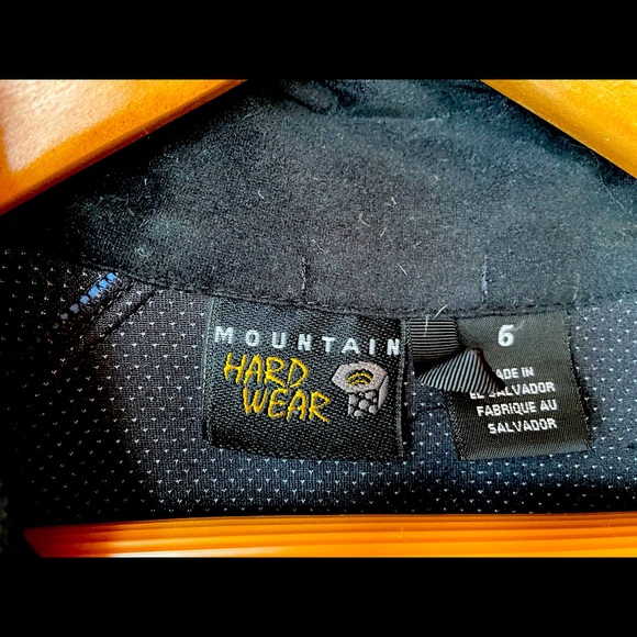 MOUNTAIN HARDWARE - Picture 3 of 6